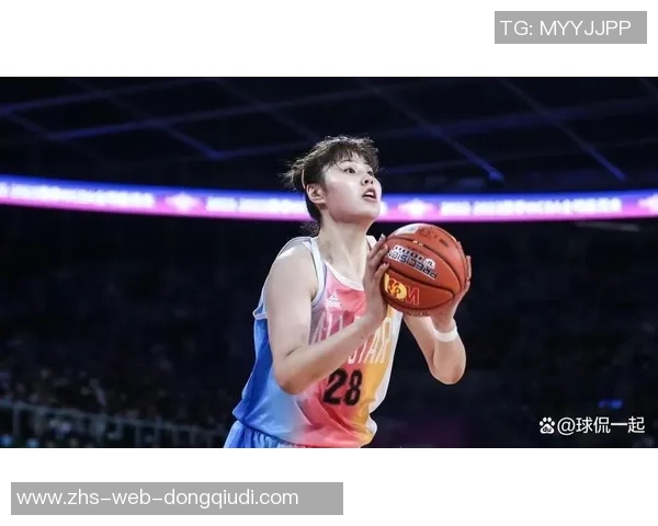 风暴队大胜夜李月汝表现出色但教练对一细节心存忧虑